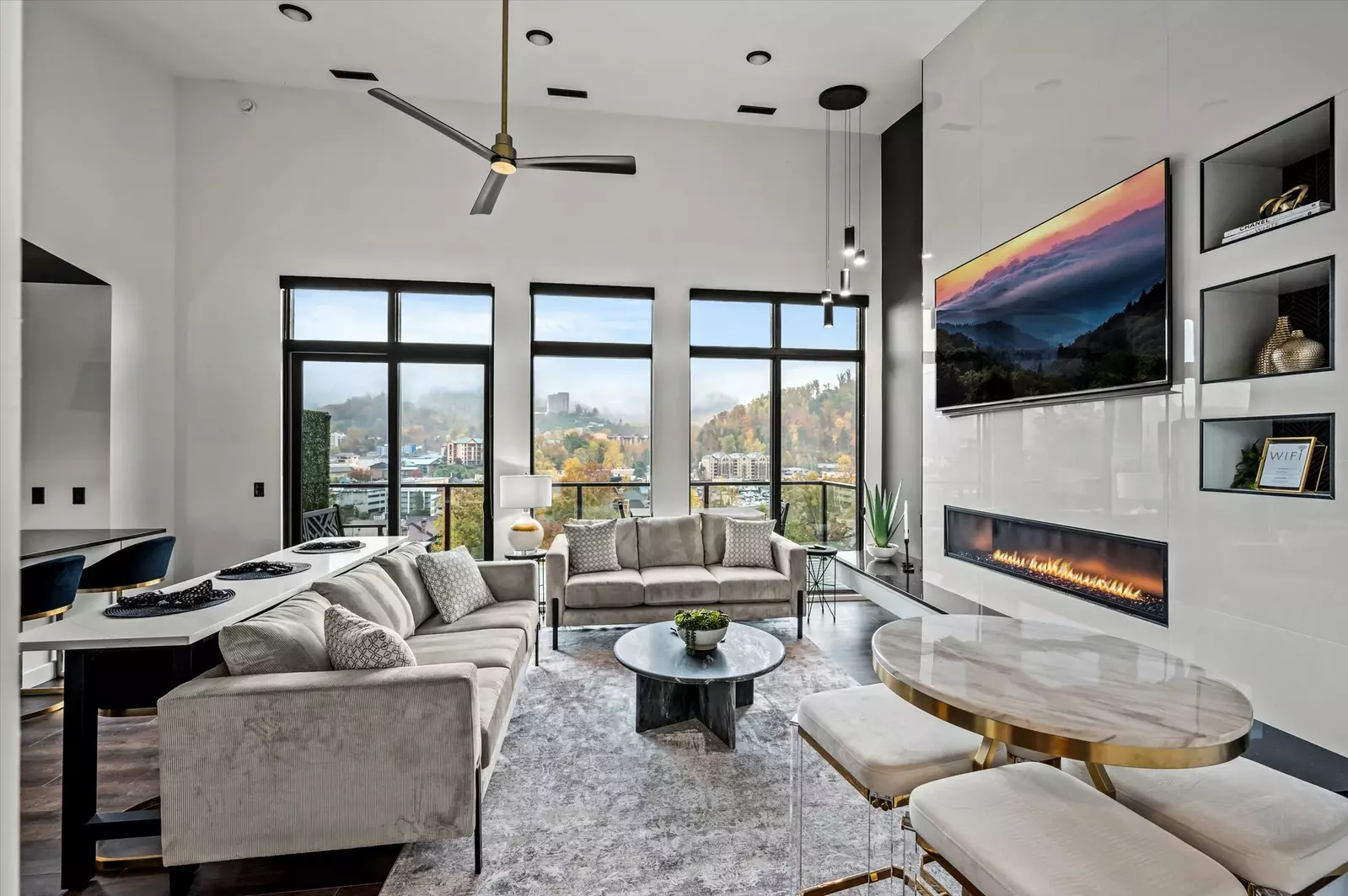 The Overlook at 738 - Unit 6