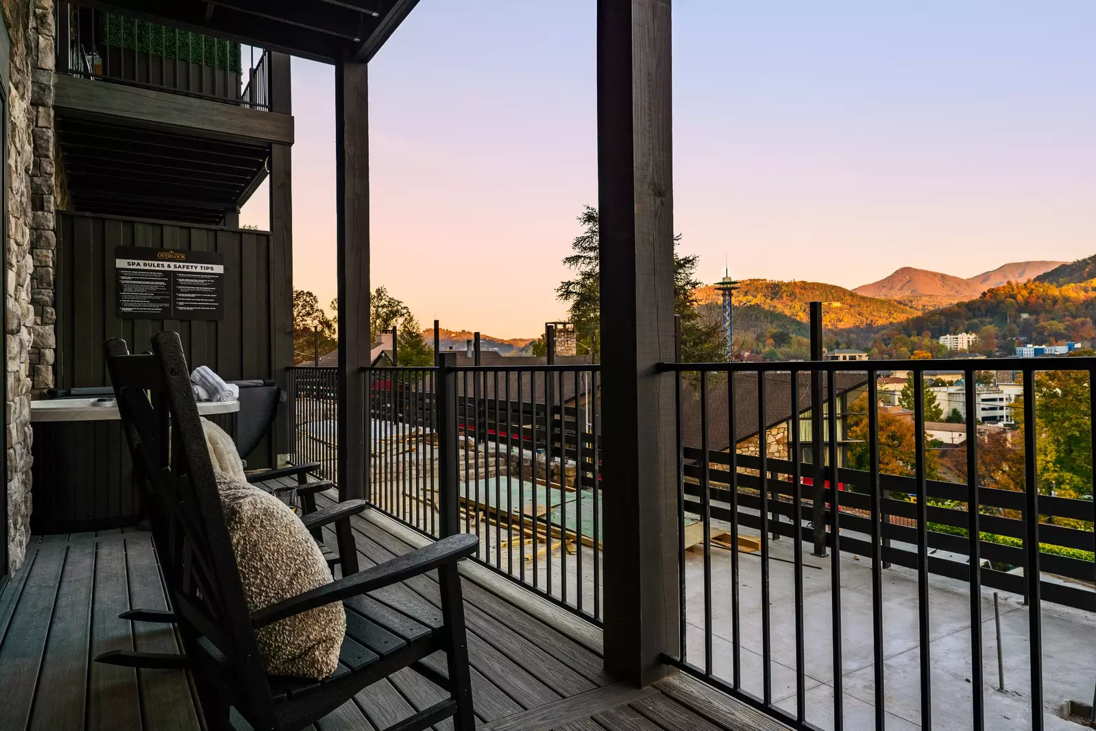 The Overlook at 738 - Unit 5
