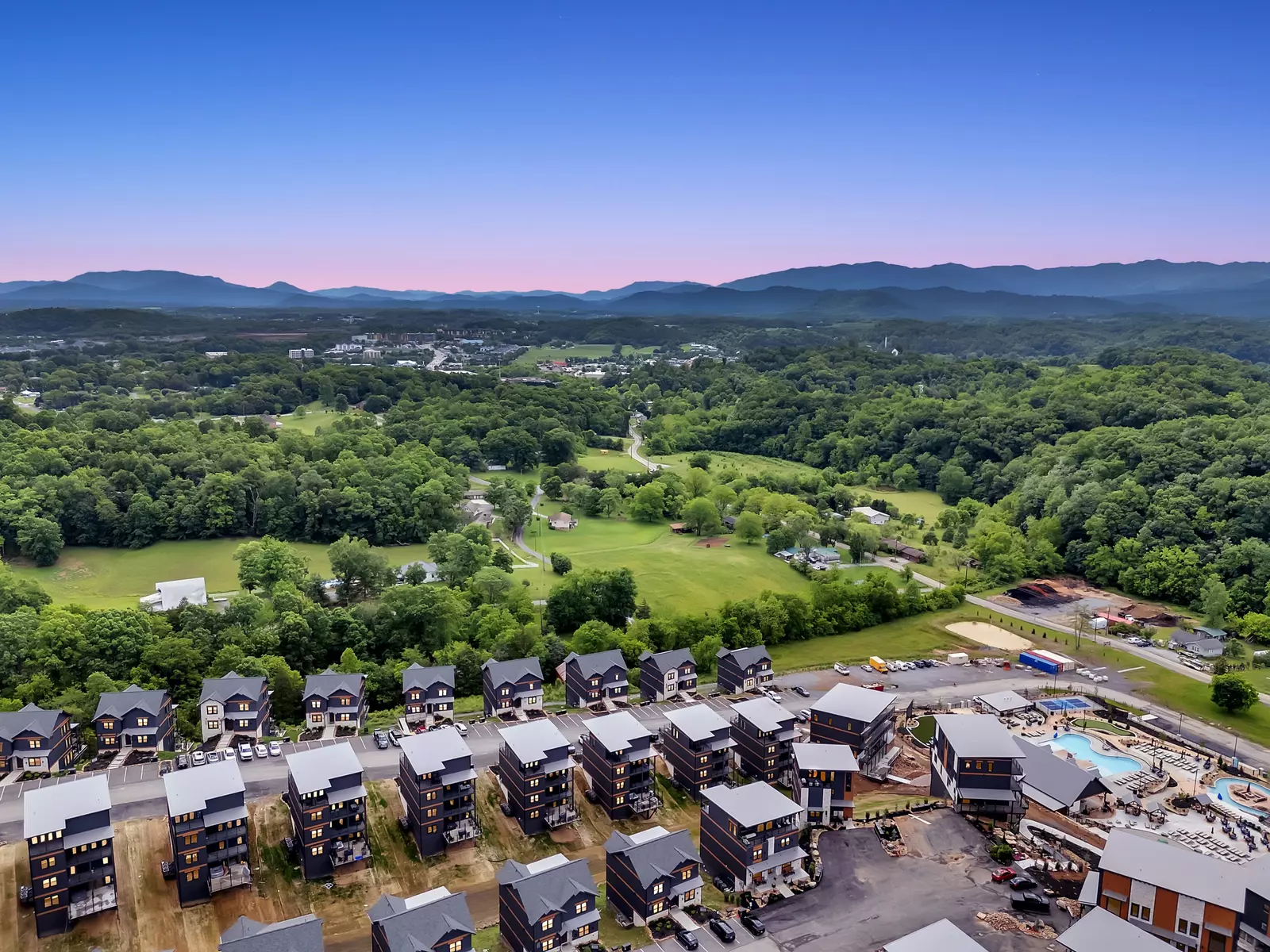 Creekside Lodge