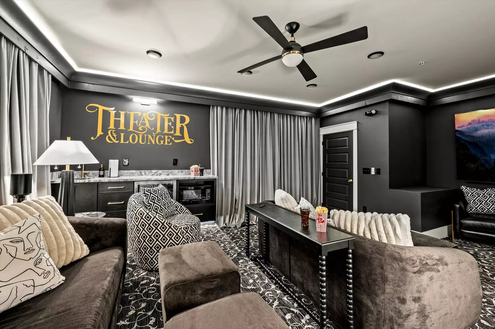 The Overlook at 738 - Unit 6