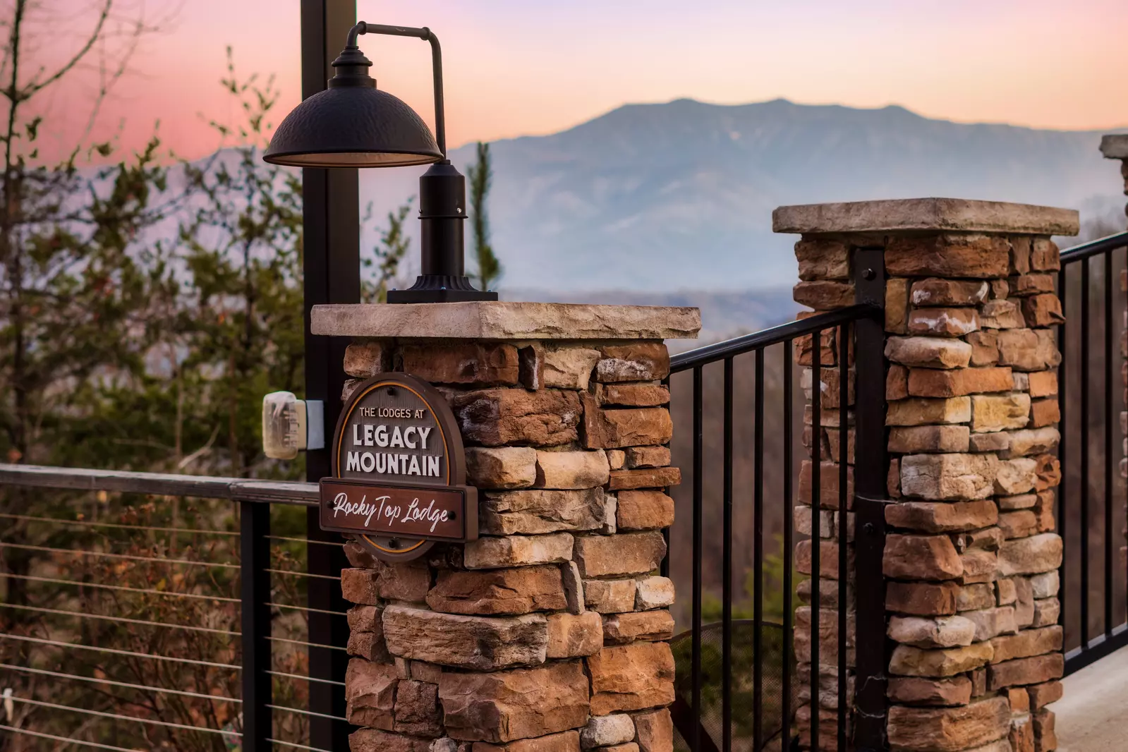 Rocky Top Lodge