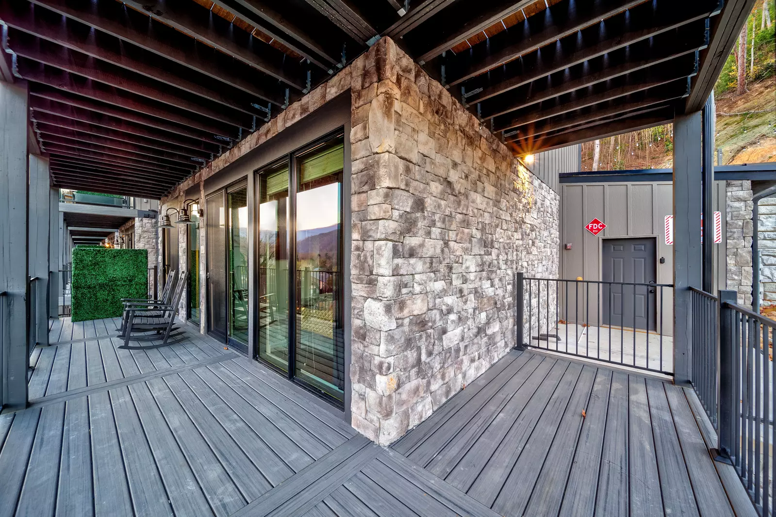 The Overlook at 738 - Unit 8