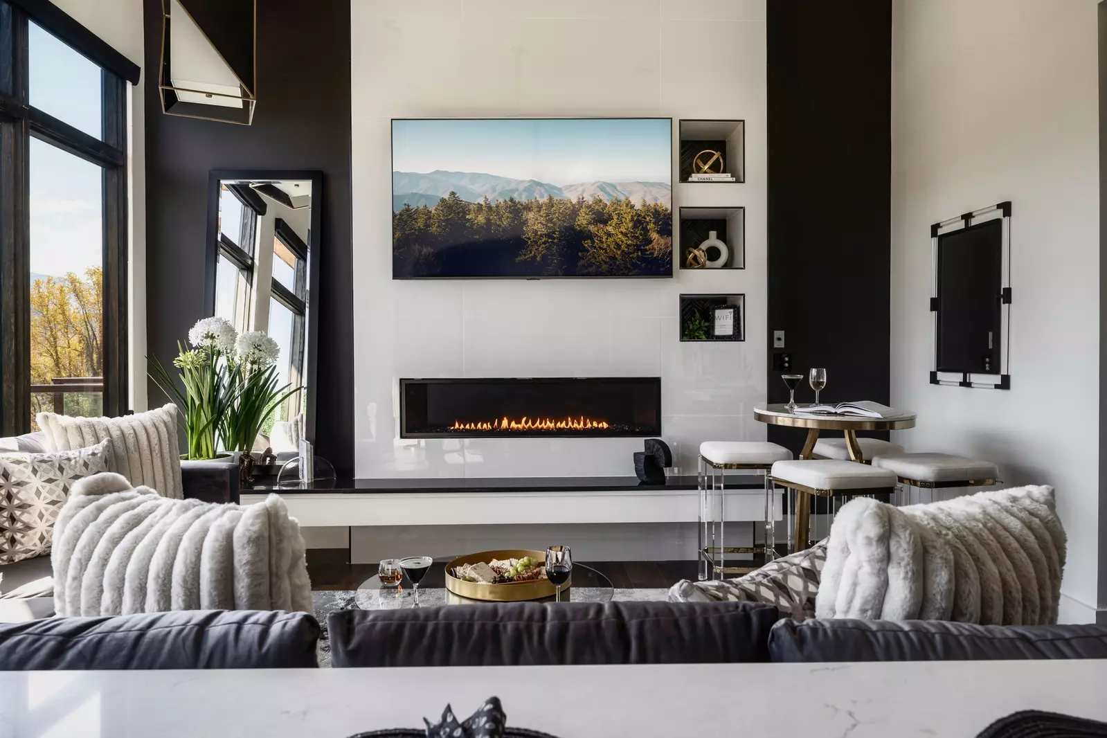 The Overlook at 738 - Unit 5