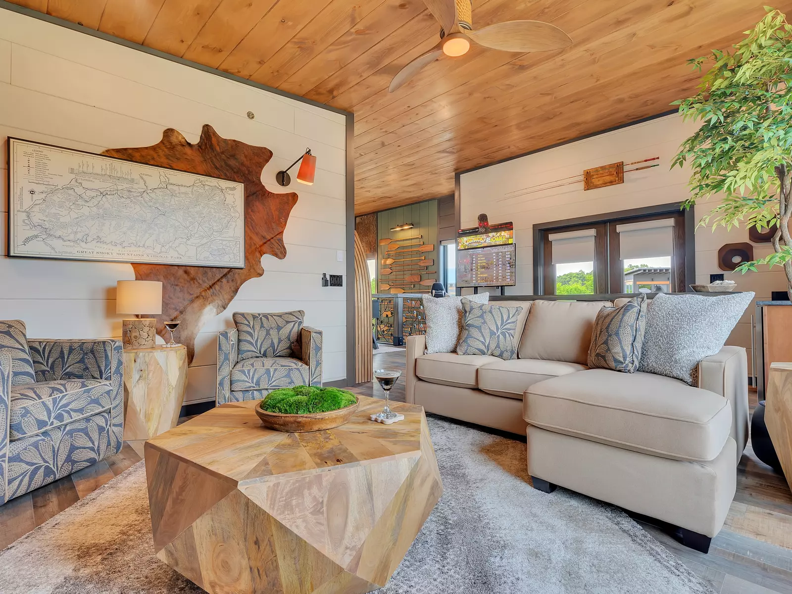 Creekside Lodge