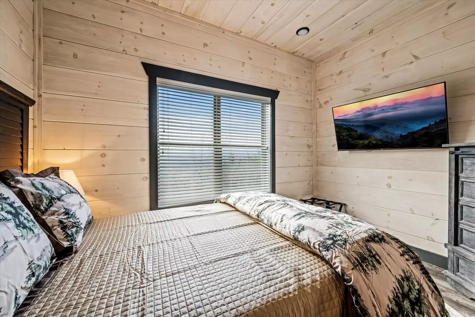Blaid Bear's Cabin