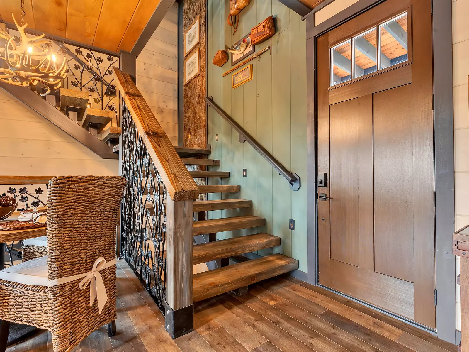 Creekside Lodge