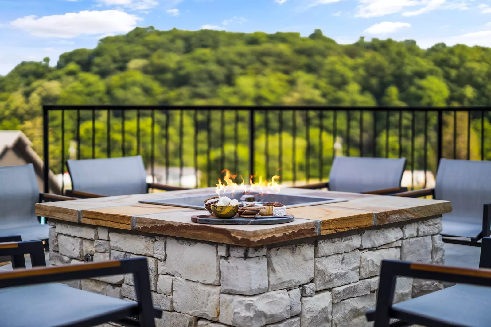 Lazy River Lodge