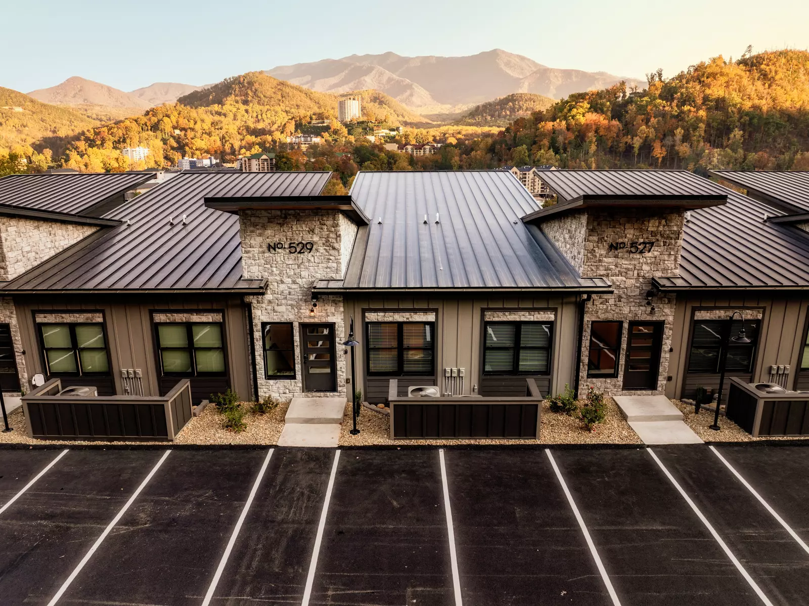 The Overlook at 738 - Unit 5