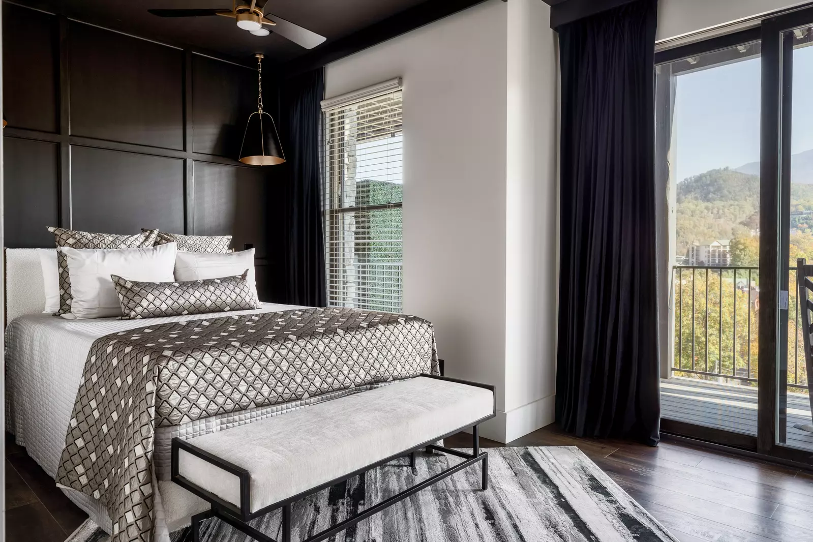 The Overlook at 738 - Unit 5