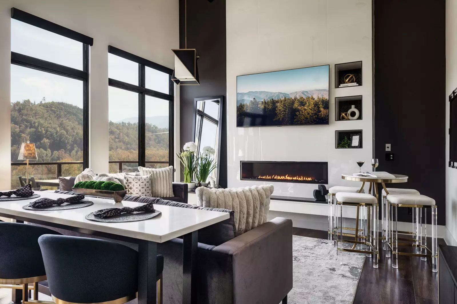 The Overlook at 738 - Unit 5