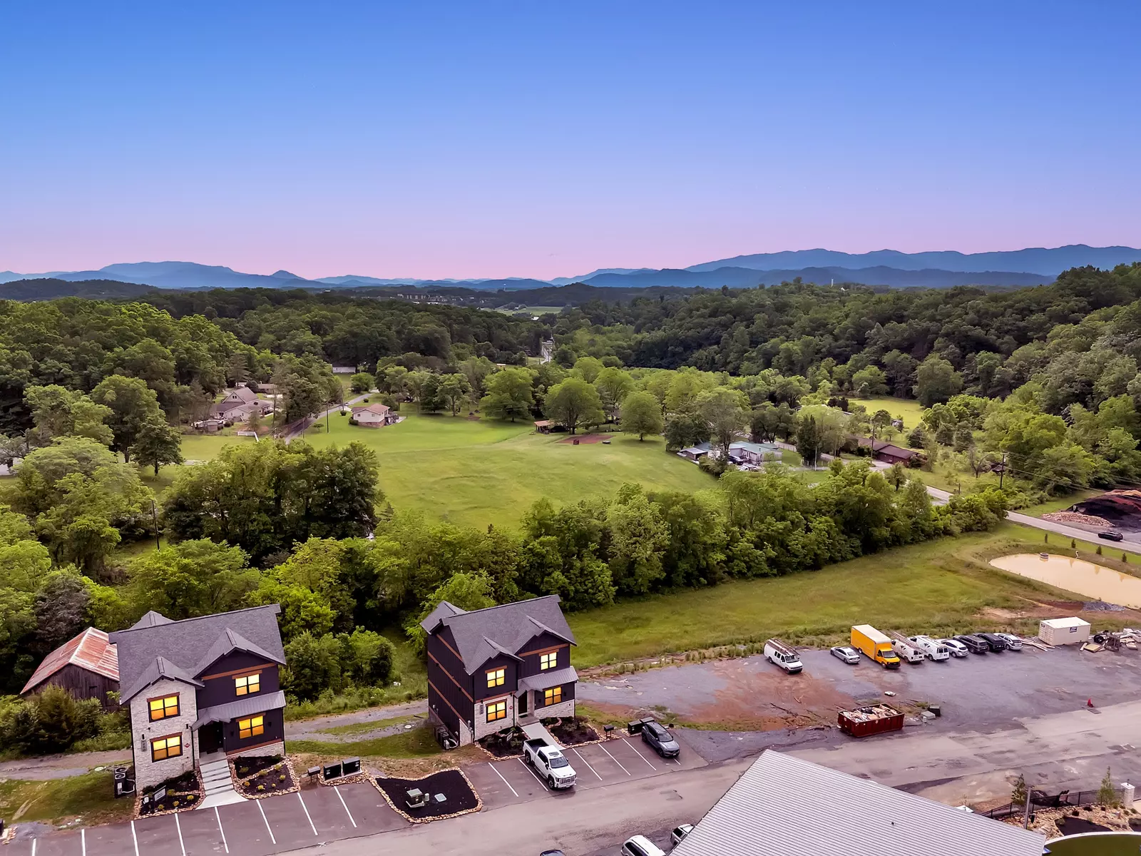 Creekside Lodge