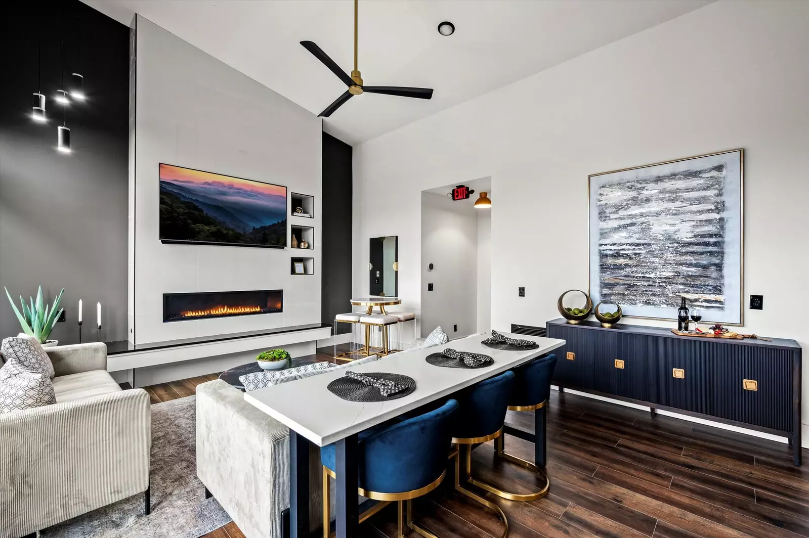The Overlook at 738 - Unit 6