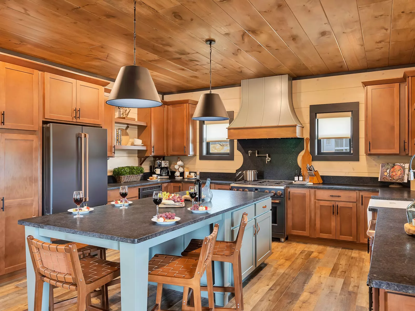 Creekside Lodge