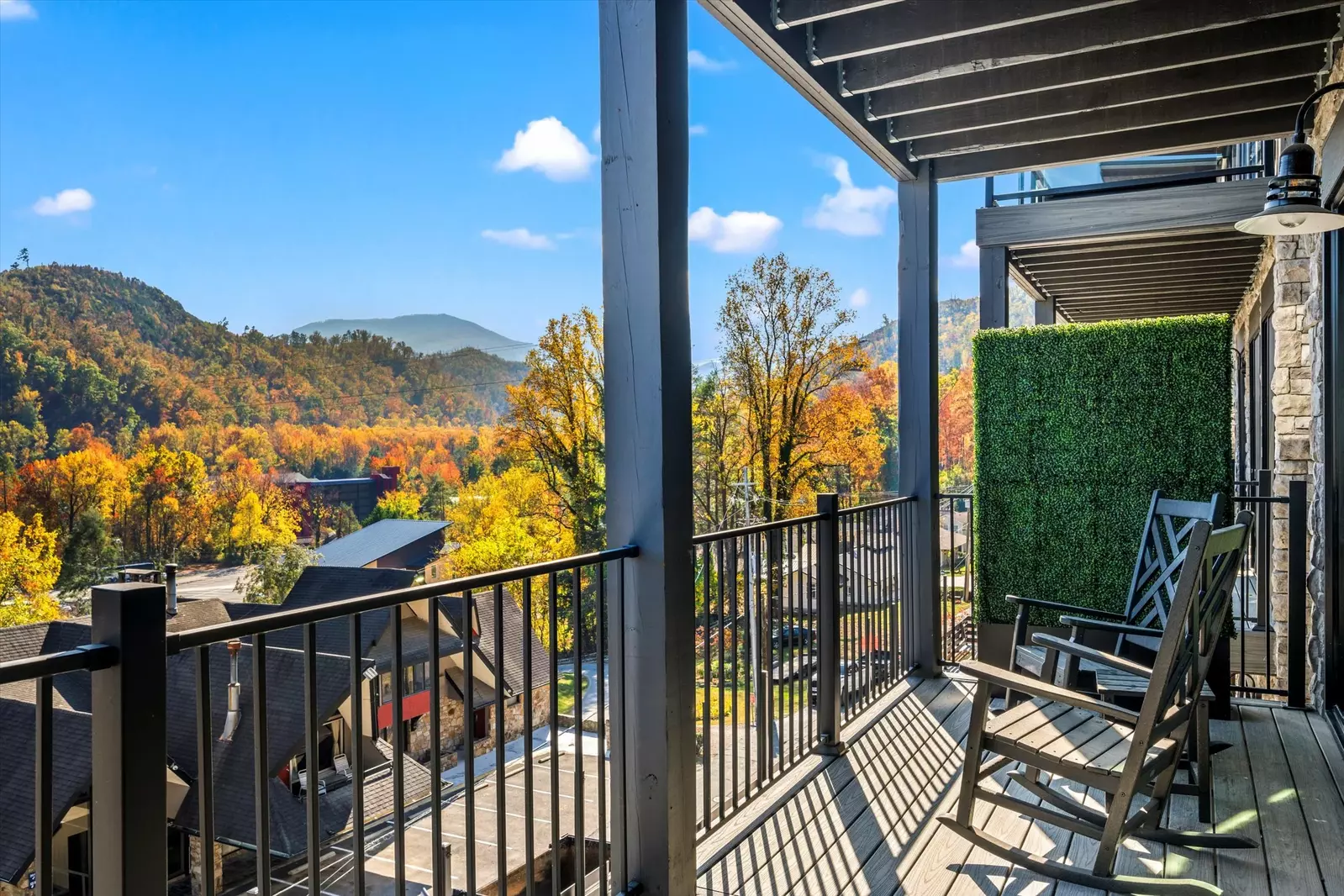 The Overlook at 738 - Unit 4