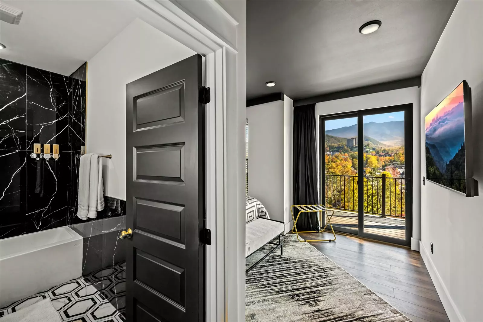 The Overlook at 738 - Unit 4